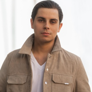 Jake T. Austin